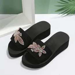 Slippers 2024 Summer Women's Super Middle Heel Muffin Bottom Inlay Simple Leather Material Versatile