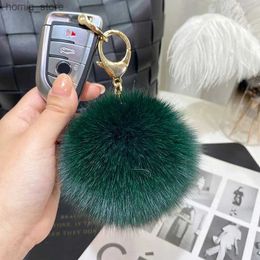 Plush Keychains Real Fox Fur Ball Keychains 9Cm Pompom Fluffy Fur Pendant Keyring Metal Key Chains Rings Bag Charm Women Jewellery Gift Accessory Y240415