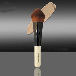 PRECISE BUFFING MAKEUP BRUSH Angular 3D Foundation Cream Contouring Sculpting Cosmetics Beauty Tool9016164