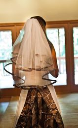 New Fashion Camo Wedding Veil Elbow Length Custom Made Tulle Appliqued Two Layers Bridal Veil Sash 1543054