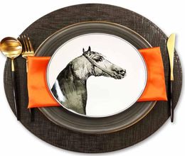 A Dinnerware Set Western Dinner Steak Plate Set Horse Design Food Tray Highclass Restaurant Service Plate Round Dish Bone China7018351