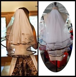 2020 Cheap Real Pos New Fashion Camo Wedding Veil Elbow Length Custom Made Tulle Appliqued Two Layers Bridal Veil5710428