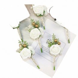 10pcs White Rose Fr Wedding Corsage Pins Groom Boutniere Butthole Pin Men Wedding Accories Party Meeting Decor Brooch j9pc#