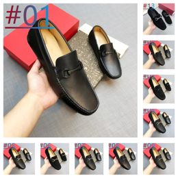 26 Model hochwertige formelle Kleiderschuhe für sanfte Designer Männer schwarze echte Lederschuhpunkte Spitze Zehen Herren Hochzeitsgeschäft Oxfords Casual Schuhe Größe 38-46