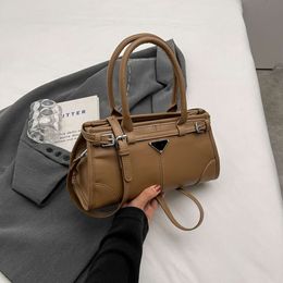 Feeling 2024 New Trendy Women's for Autumn Winter Simple Versatile Commuting Single Shoulder with Texture, Small and Unique Underarm Bag 75% factory wholesale