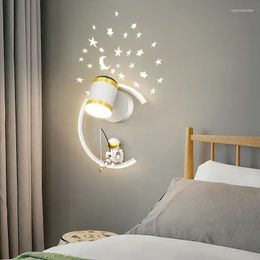 Wall Lamps Cute Mini Astronaut Style Modern LED Lights Living Children Study Room Baby Bedroom Bedside Home Indoor Lighting