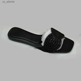 Slippers Flat Designer Shoes Women 2024 New Summer Bling Rhinestones Decoration Beac for Lady Breathable Hollow Travel Slides H240416 85DM