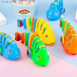 Sand Play Water Fun Cartoon Style Swinging Fish Toy Running Clock Classic Toy Newborn Spring Toy Childrens Interactive Toy Y240416