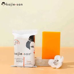 Handmade Soap Kojie San Skin Lightening Soap Bleaching Kojic Acid Glycerin Soap Deep Cleaning Exfoliate Brighten Skin Whitening Product 240416