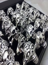 Bulk lots 100pcs Men Skull Rings 2020 New Gothic Biker Punk Cool Rings Whole Fashion Jewelry Lot2019505