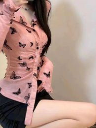 Women's T Shirts Exquisite Spicy Small Waist Fine Design Feeling Butterfly Inner Knitted Shirt Retro Slimming Bottom Top