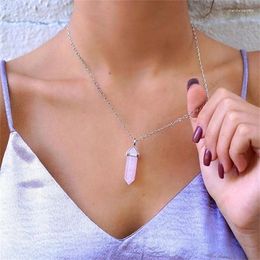 Pendant Necklaces Vintage Natural Stone Crystal Necklace For Women Jewelry Simple And Stylish White Pink Clavicle Ncecklace