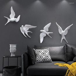 Decorative Figurines Creative 3D Resin Birds Sculpture Wall Hanging Decor Nordic Animal Figurine Home Living Room Decoration