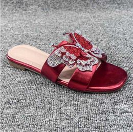 Slippers Women Modern Flat Summer Ladies Shoes Beautiful Diamond Butterfly Outside Beach Slides Square Toe Footwear for Female H240416 ELSX