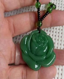 Natural Xinjiang Hetian jasper rose pendant del ivery0128583779