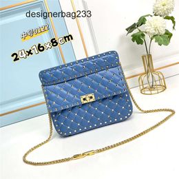 Star Square Shoulder Crossbody Womens Vallen Lock Designer Chain High-quality Style Sheepskin Small Bag Stud Casual Bags Buckle One Rivet GOEK