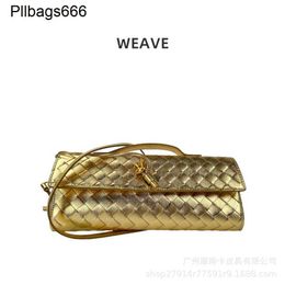 Andiamo Clutch Bag Bottegvenetas Handbags New Fashion Trend Versatile Handheld Crossbody Single Shoulder Diamond Grid Woven Square Bag