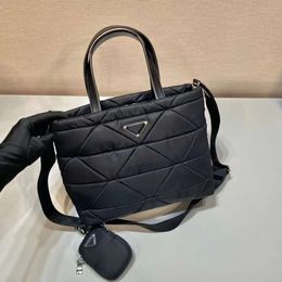 2024 New Lingge Women's Mother's Two Piece Handbag Trendy and Versatile Nylon Shoulder Bag 75% factory wholesale