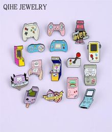 Pins Brooches Game Lovers Pet Handheld Console Robot Gashapon Machines Gamepad Over 90s Enamel Pins Button Badges276n4833509