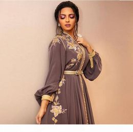 Moroccan Dubai Kaftan Lace Evening Dresses 2020 v neck Embroidery Appliques Long Formal Dress Full Sleeve Arabic Muslim Party Gown9839623