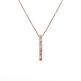 Retro minimalist pendant necklace versatile for women fashionable rectangular pendant with personalized metallic style