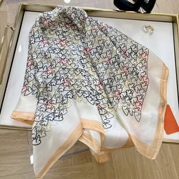 H 70X70cm Fashion Luxury Designer Womens Scarves Silk Square Scarf Shawl Accessories Headscarf Hijabs 240415