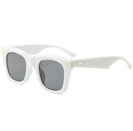 Fashion Sunglasses Men Sun Glasses Women Metal Frame Black Lens Eyewear Driving Goggles UV400 B43 240416