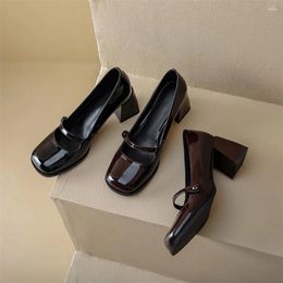 Dress Shoes 2024 Brand Women's Pantent Leather Square Heels Concise Solid Design Pumps High Quality