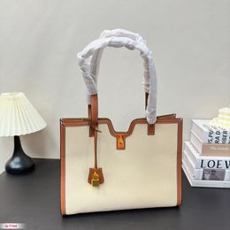 Top quality Leather Shoulder bag Luxury handbag Womens CrossBody tote fashion 10a Designer bags mens Cleo Clutch pochette travel shop Bags