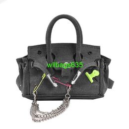 Bk Totes Trusted Luxury Cloth Handbag Pu High Capacity Tote Bag Womens 2024 Korean Version New Fashion Ins Thick Chain Trendy Handheld Crossbo have logo HB3YO3