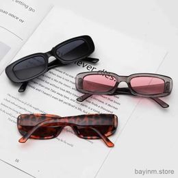 Sunglasses Vintage Small Square Frame Sunglasses Women Luxury Brand Small Rectangle Sun Glasses Female Punk Sun Shade Glasses Eyewear UV400