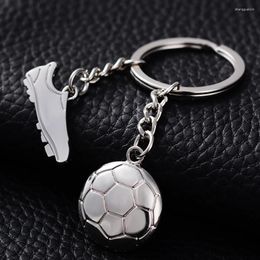 Keychains 10PCS Personality Soccer Shoe Key Chain Ring Holder Alloy Football Keyfobs Porte Clef Creative Jewelry Fans Gifts Wholesale J020