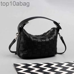 Bottegaity Venetta Designer Bag Bags Womens New Handmade Woven Bag Soft Leather Portable Lunch Texture Small Fashion Trend Have