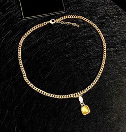 Luxury Designer Necklaces Yellow Crystal Pendant Necklace Party gifts High Quality L313912551