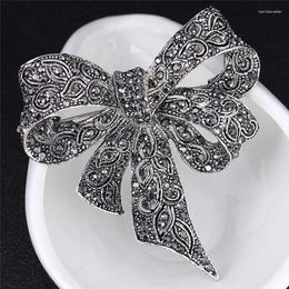 Brooches Fashion Retro Alloy Big Brooch Bow Pin Temperament Versatile Clothing Women Shirt Collar Bowknot Jewellery