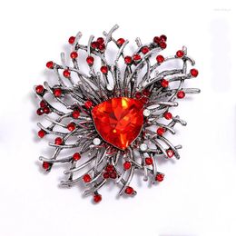 Brooches Beautiful Brooch High-grade Crystal Corsage Flower For Women Dance Party Jewelry Accessories