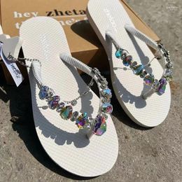 Slippers 2024 Fashion Beach Shoes Novelty Non-slip Flip-flops Soft Bottom Casual Rhinestone Chain Flat Concise Women