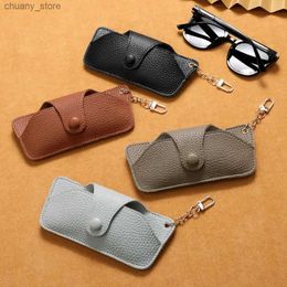 Sunglasses Cases with Keychain Glasses Bag Portable Anti Pressure Retro Glasses Case Anti-lost PU Leather Sunglasses Storage Bag Women Men Y240416