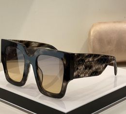 CH Top 4921 Original high quality Designer Sunglasses for mens famous fashionable retro luxury brand eyeglass Fashion design women5612640