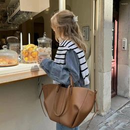 Totes Vintage Womens Tote Bag Athletic Casual Fashion Large Capacity Leather Shoulder Shopper Harajuku Simple Handbag Sac