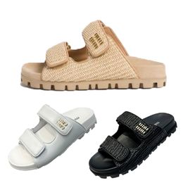 Baba Sandallar Chaussure Kadın Slaytlar Güneşli Tasarımcı Slaytlar Tasarımcı Terlik Beach Sandels Beach Sandels Beach Sandels Moda Ourdoor Ayakkabı