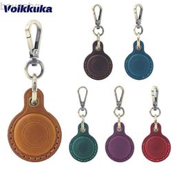 Keychains Lanyards Genuine Leather Protective Case For AirTags Keychain Locator Cover Bag Fashion Pet Pendant Air Tag Accessories d240417