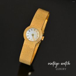Wristwatches Gold Antique Jewelry 2024 Women's Watch Mini Dial Japanese Quartz Movement Retro Luxury Simple Fashion