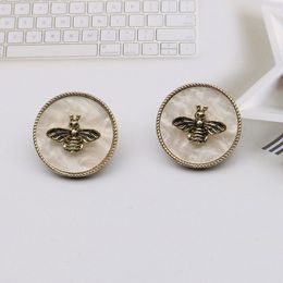 Fashion round Bee Acrylic Earrings for Women European and American New Creative Retro Fashion Personalised Alloy Ear Jewellery