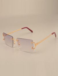 Plain sunglasses 4193827 with small rectangle lenses and metal big C arms5781261