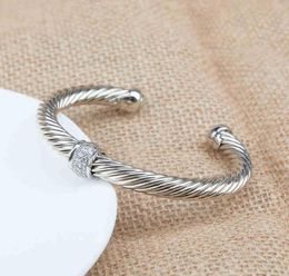 Diamond Bangle Bracelets Glamour Men Bracelet Charm Fashion Cuff Designer c Shape Men Women Jewelry Fade Fast Stainless Steel Wire5324895