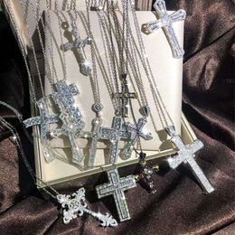 2024 Brand fashion designer Mossant Diamond Cross pendant necklace Platinum-plated men women lovers Mossant necklace Jewelry gift Religion