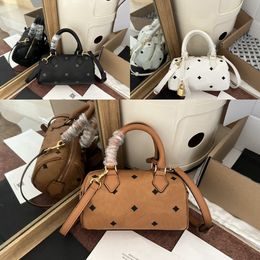 Designer High quality Women's Shoulder bag Cassandre Matelasse crossbody Bag Fashion Boston Bags