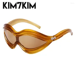 Sunglasses Oversized Steampunk Sexy Lip Women 2024 Fashion Punk Sun Glasses Female Shades Goggle Y2k Streetwear Gafas De Sol