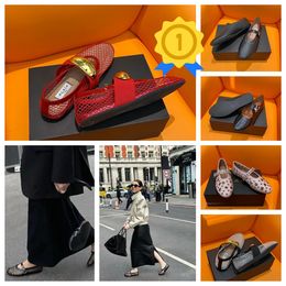 2024 With Box Dress Shoes Designer Sandal ballet slipper slider flat dancing Women toe Rhinestone Boat shoes Luxury leather GAI riveted buckle shoes size 35-40